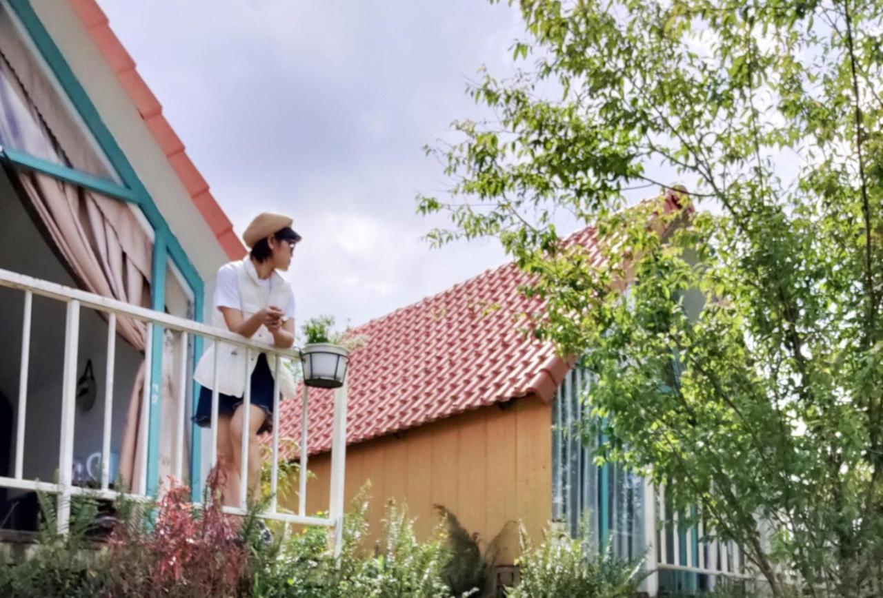 Paradiso Homestay Mangden Kon Von Kla エクステリア 写真