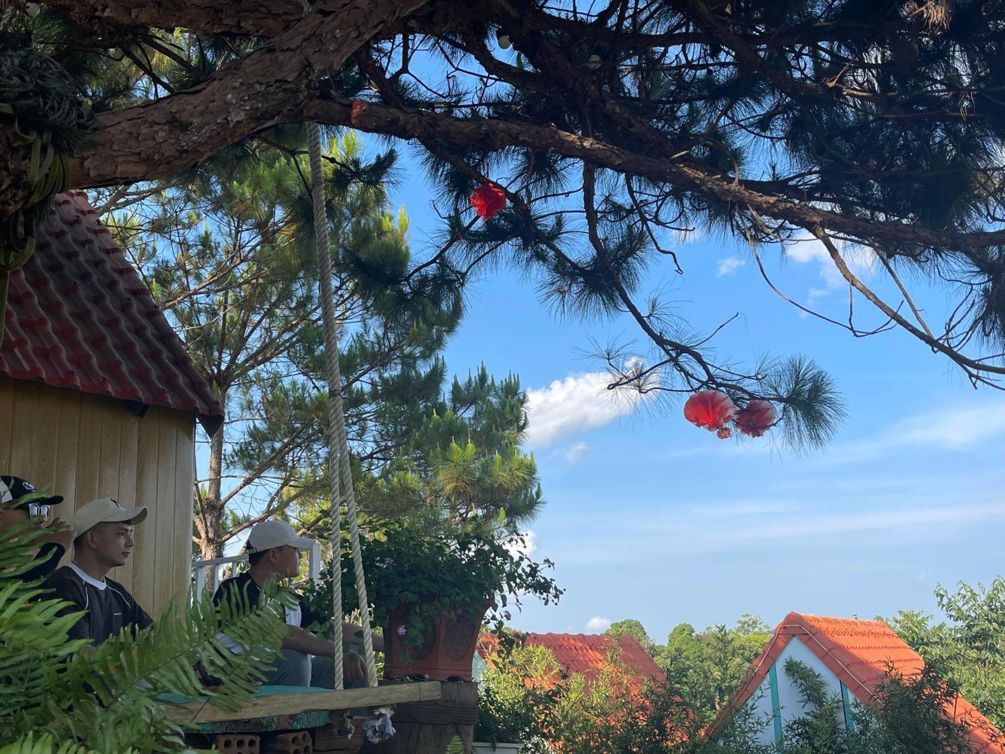 Paradiso Homestay Mangden Kon Von Kla エクステリア 写真