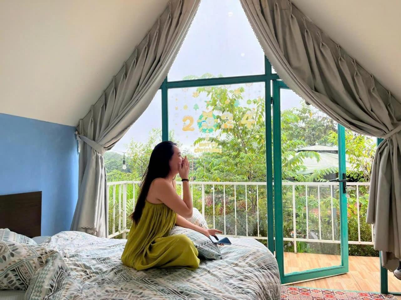 Paradiso Homestay Mangden Kon Von Kla エクステリア 写真